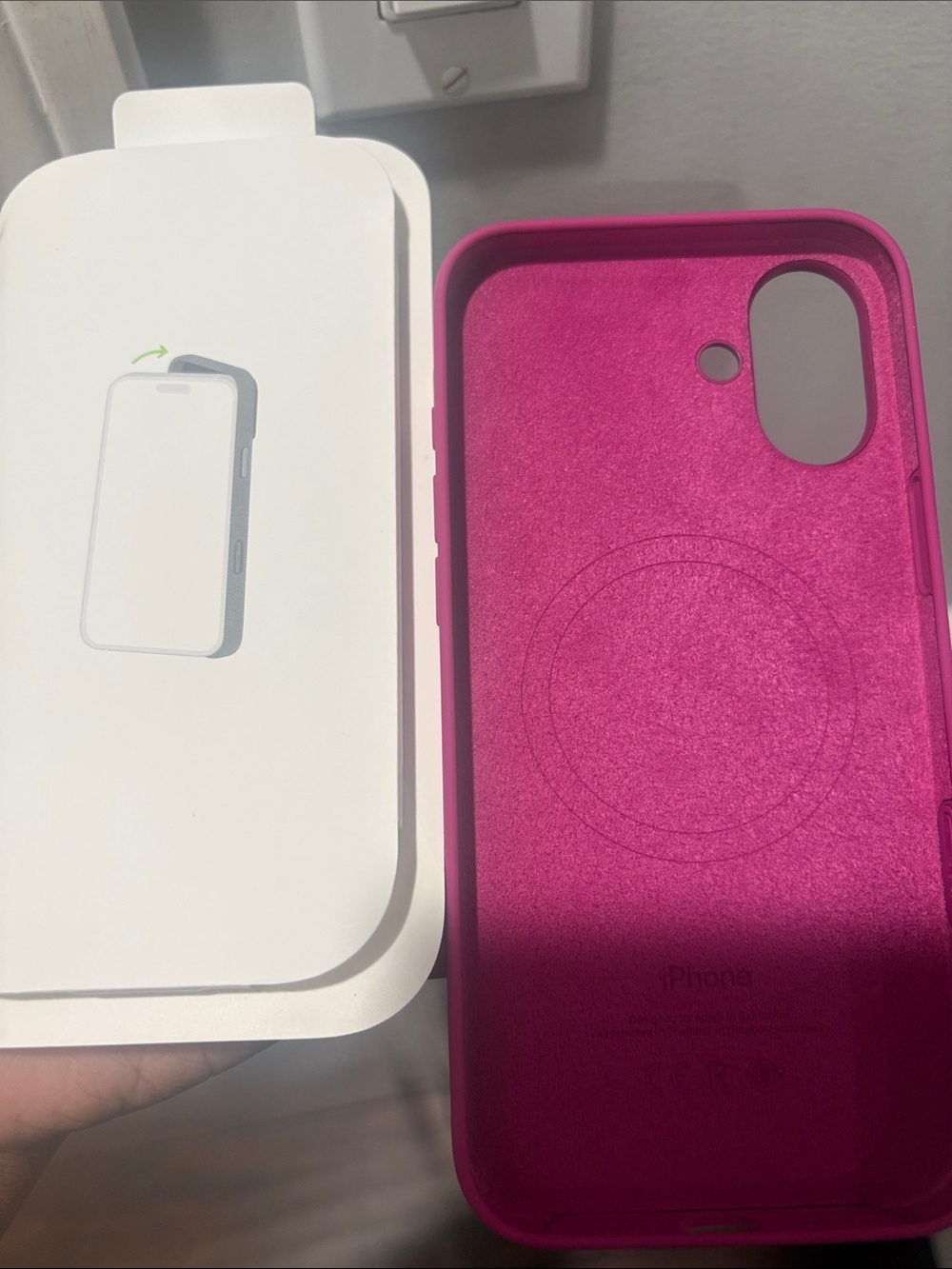 Apple iPhone 16 Plus Silicone Case - Hot Pink - Picture 3 of 3